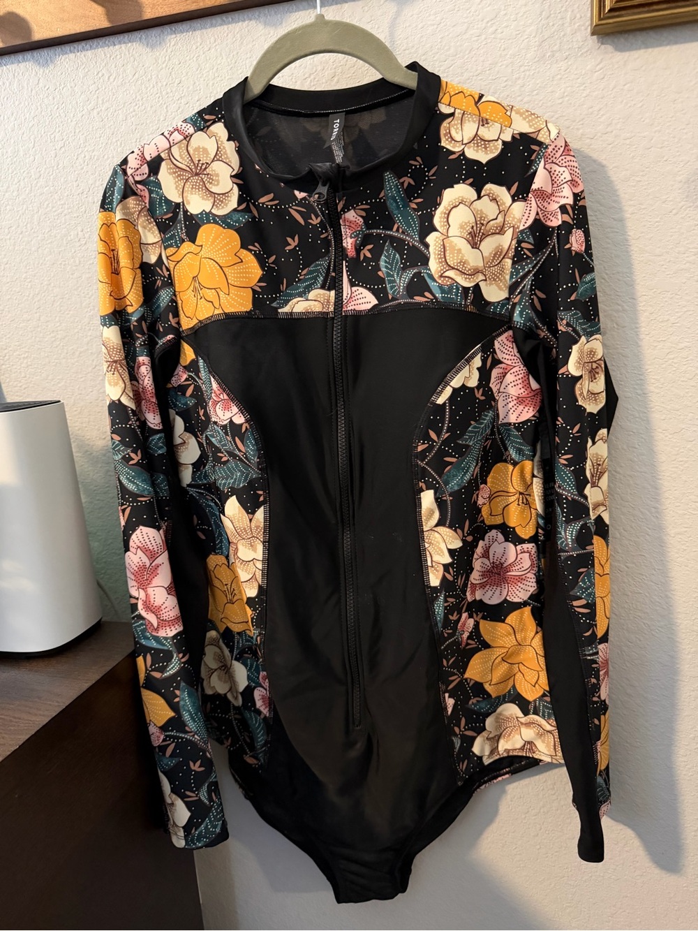 Torrid TorridActive Shadow Bloom Rashguard One Piece Swim NWT Size 1 1X Sun UV